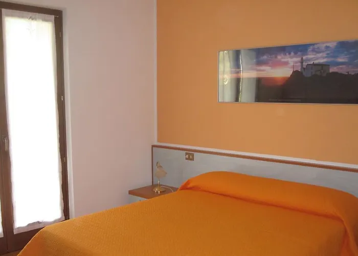 Chemasi Daire Brenzone sul Garda